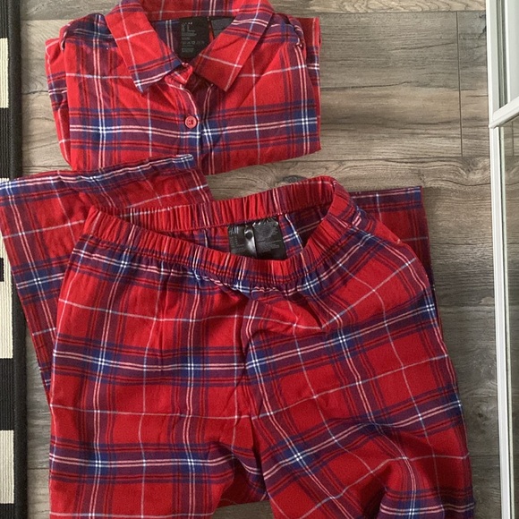 H&M Christmas pajamas - Picture 6 of 10